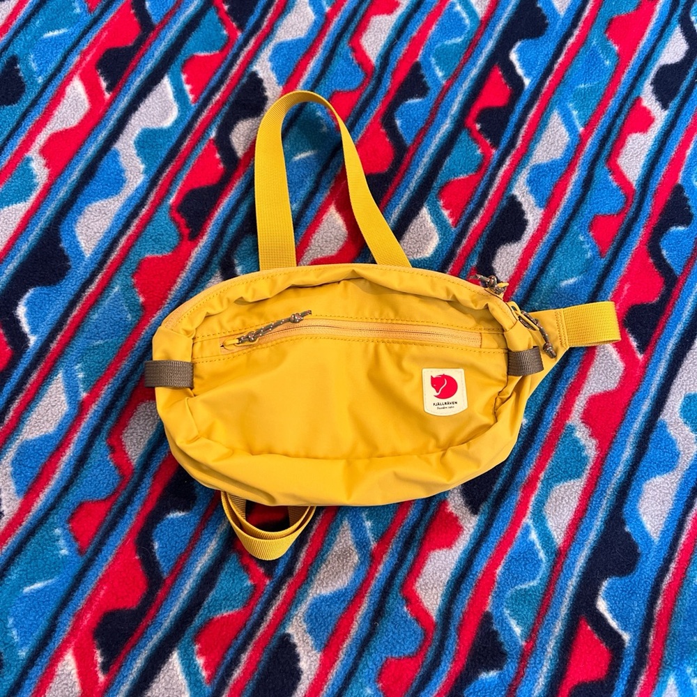 Yellow Fjällräven Crossbody Bag